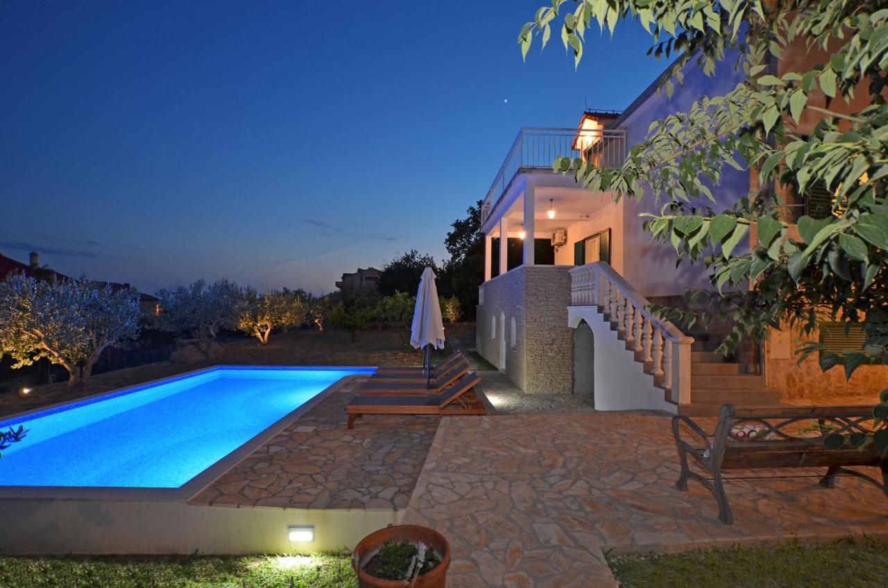 Holiday Home Nevera Kaštela Buitenkant foto